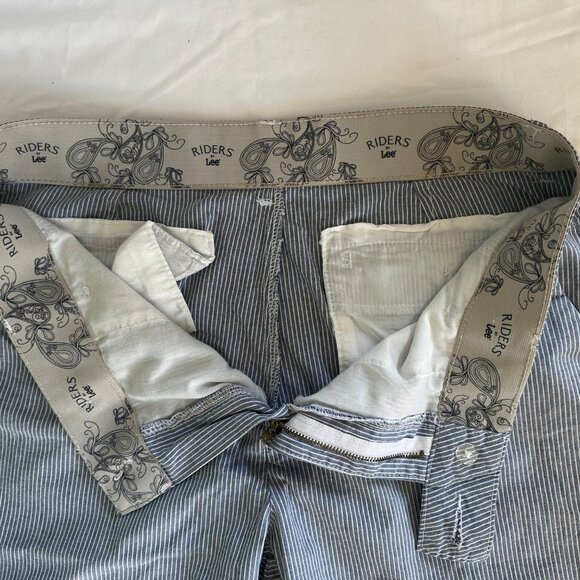 RIDERS by LEE Women’s Waist 19 Pinstripe Capri Pants Straight Leg Stretch-A115 - Picture 5 of 6